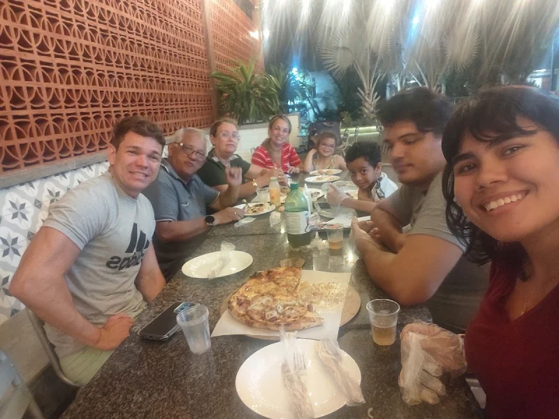 Manelus Pizza