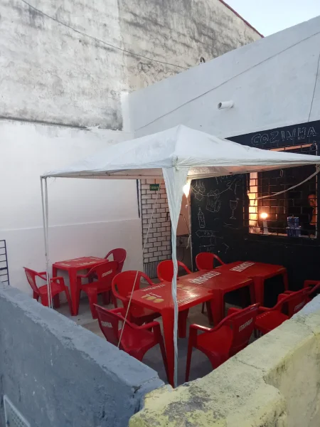 Labareda's bar